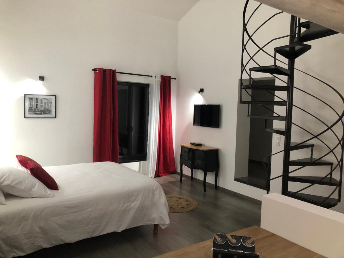 B&B Dans Mas En Pierres Robion en Luberon 외부 사진